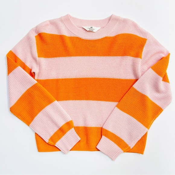 H&M Other - H & M Girls Sweater